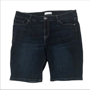 Lane Bryant Flex Magic Waistband Signature Fit Mid-Rise Bermuda Shorts Size 18